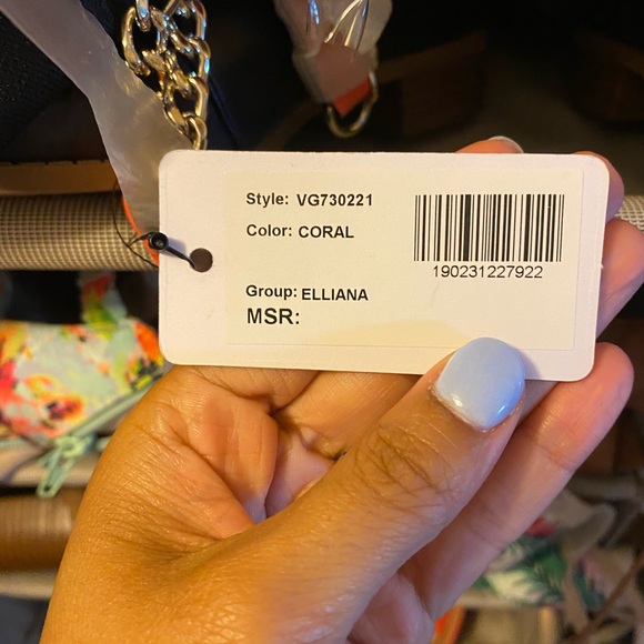 Guess cross bag and matching wallet - Picture 2 of 3